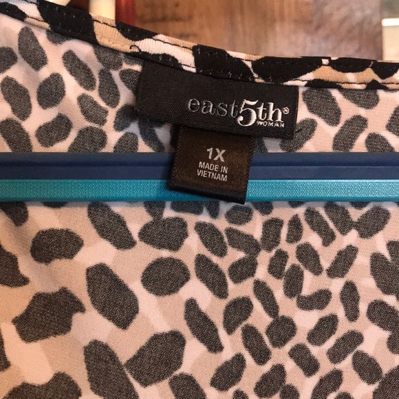 Womens top - Picture 2 of 4